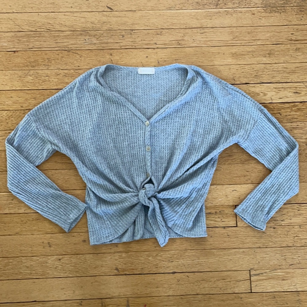 Cute Altar’d state cropped sweater size small gray button up